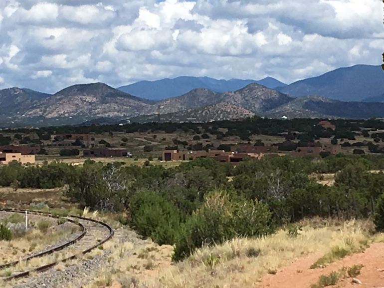 B59089F7-F2A5-4819-9A5C-D3E7EFEC2358